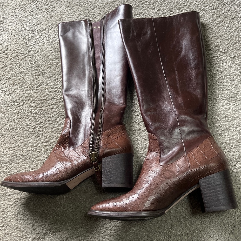Etienne Aigner Boots